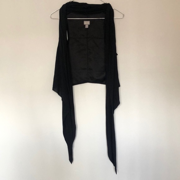 Converse ONE STAR | Open Silk Vest Top - Picture 1 of 4